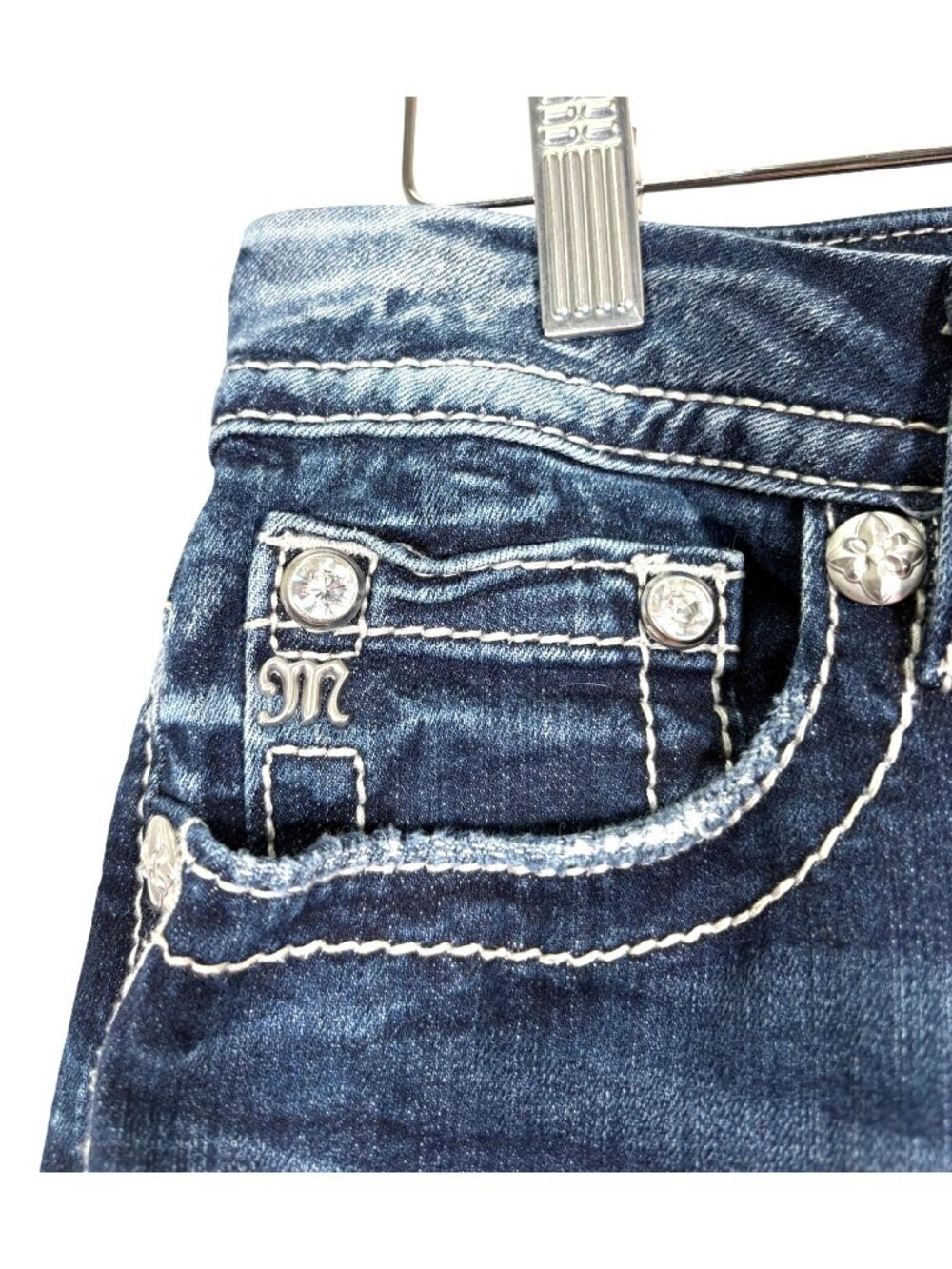 Miss Me Wing Embellished Mid Rise Easy Boot Jeans Size 30 - Picture 7 of 11